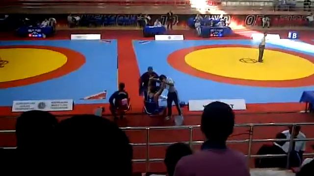 Amil Ahmedov.3GP смотреть онлайн