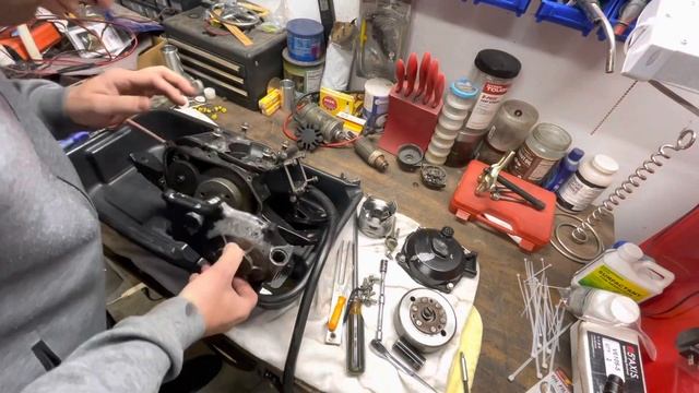 (P3) vintage Js300 engine disassembly (ready to have a built motor) so satisfying!! Kawasaki 300sx смотреть онлайн
