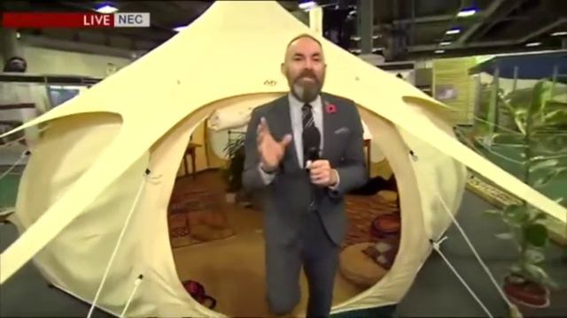 Lotus Belle on the BBC смотреть онлайн