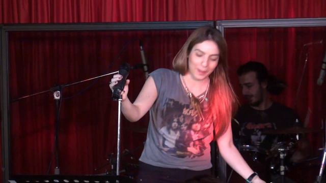 Tα'χω βρει με τον εαυτο μου : D7 ft Βαλάντω (Fame Studio) смотреть онлайн