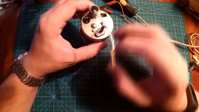 Вольтметр для ВАЗ 2105/-04. Voltmetr for VAZ 2105/-04 смотреть онлайн