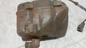 Ремонт датчика уровня охлаждающей жидкости Volvo.