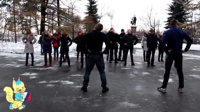 Зарядка с золотой белочкой смотреть онлайн