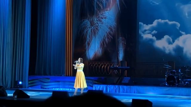 «Тучи в голубом». Военные песни. К 75летию Дню Победы. смотреть онлайн