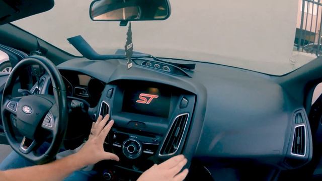 2015 Ford Focus Sync 2 to Sync 3 Upgrade смотреть онлайн