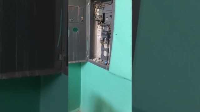 Замена автоматических выключателей Siemens 1986 года, Череповец, ул. Космонавта Беляева 67 смотреть онлайн