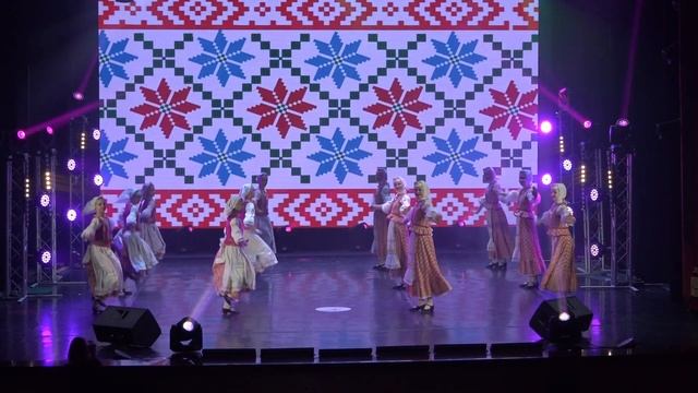 Ансамбль "Карусель" (Детская хореографическая школа искусств г. Барановичи) смотреть онлайн
