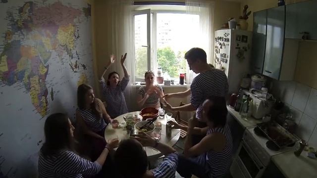 День Морской Пехоты у Небо смотреть онлайн