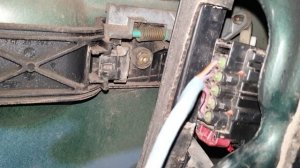 Не открывается дверь. Форд маверик. Ford maverick. The door doesn't open.