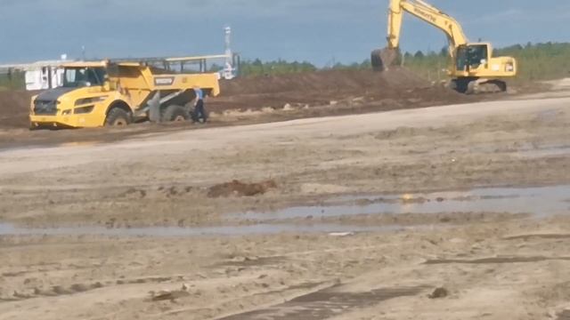 Самосвал Volvo a35F ГОБЛИН смотреть онлайн