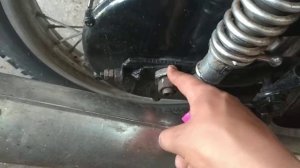 Как натянуть цепь на мотоцикле ИЖ Планета 5???