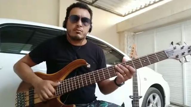 Gilberto oliveira, Ibanez btb 675. смотреть онлайн
