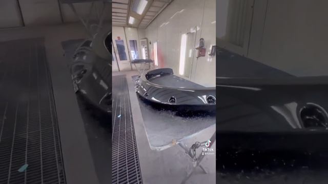 Paint spray gun light attached to a Anest Iwata Supernova? #lumaiii #carpainting #autobodyshop смотреть онлайн