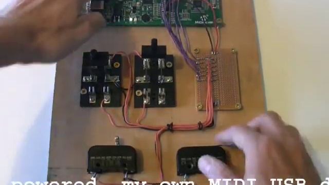 Omino Retro Midi Controller Prototype смотреть онлайн