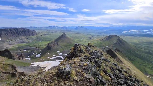 Тува август 2021. Район вулканов Дибит Тайга и Шивит Тайга. смотреть онлайн