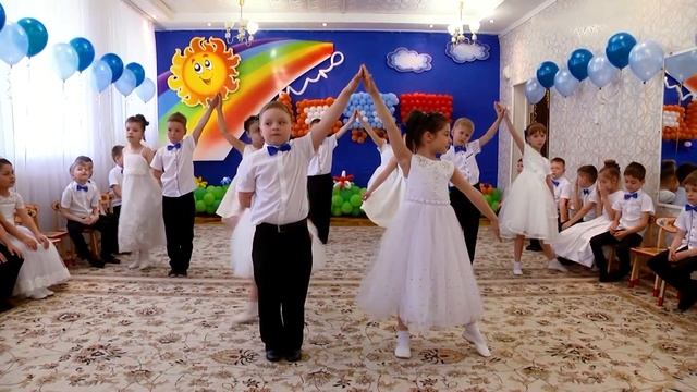 "Прощальный вальс". (Видео Валерии Вержаковой) смотреть онлайн