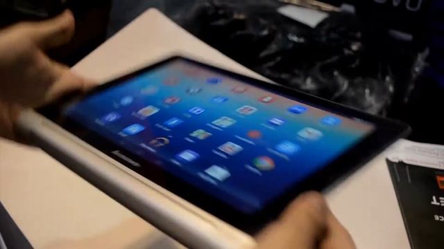 Lenovo Yoga Tablet 10 Review! смотреть онлайн
