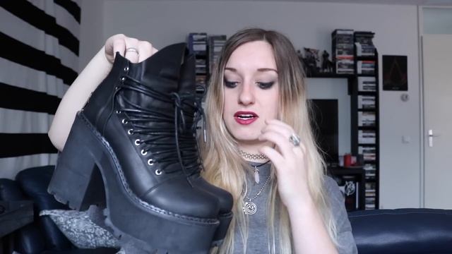 Punk Rock Wardrobe Essentials! | Rocknroller
