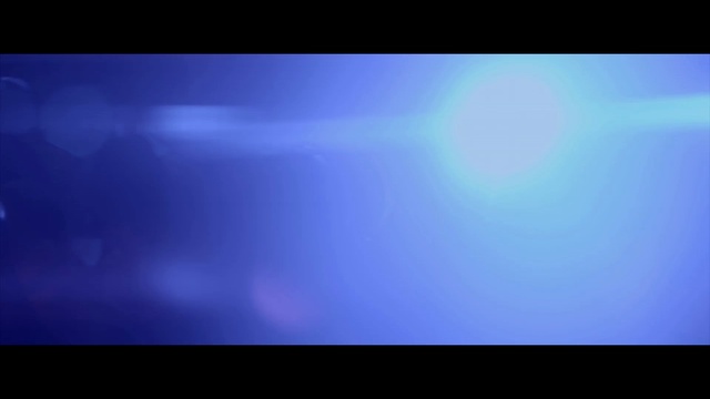 Demi Lovato - Neon Lights смотреть онлайн