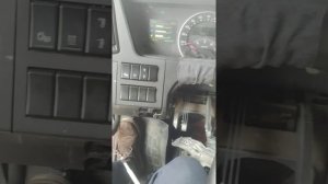 Вольва Fmx 420 замена тросика регулировки рулевой колонки. (рабочие моменты?)