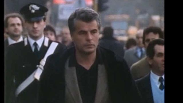 Ennio Morricone 'Mille Echi' La Piovra смотреть онлайн