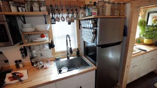 He's lived n 2 Tiny Homes since 2013! DIY $13k Tiny House & $94k Model