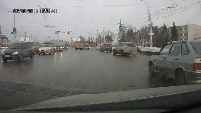 Самый центр Тулы качество КаркамQ2..(смотреть 1080р) смотреть онлайн