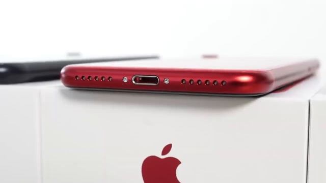 iPhone SE 3 - Flagship Killer смотреть онлайн