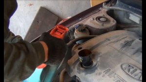 Замена масла в двигателе KIA - Spectra