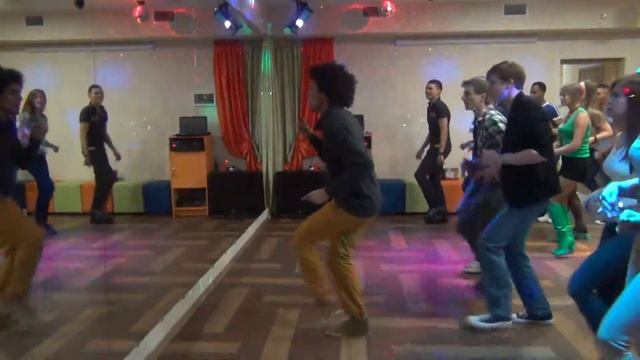 Анимация Сальса (1) от Йоаниса Менесеса на Cuba Fiesta в школе танцев Куб'А 15.03.2014 смотреть онлайн