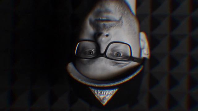 Как приклеить акустический поролон • Лайфхак смотреть онлайн