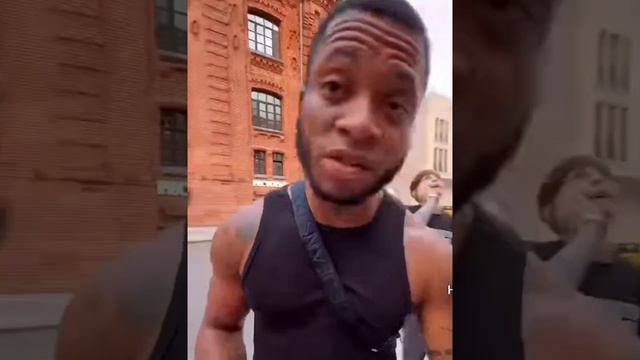 У американцев "Я легенда", у русских "Я патриот". смотреть онлайн