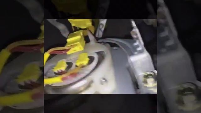 Как снять подушку безопасности : Mitsubishi Outlander - VOLANTY.CZ смотреть онлайн