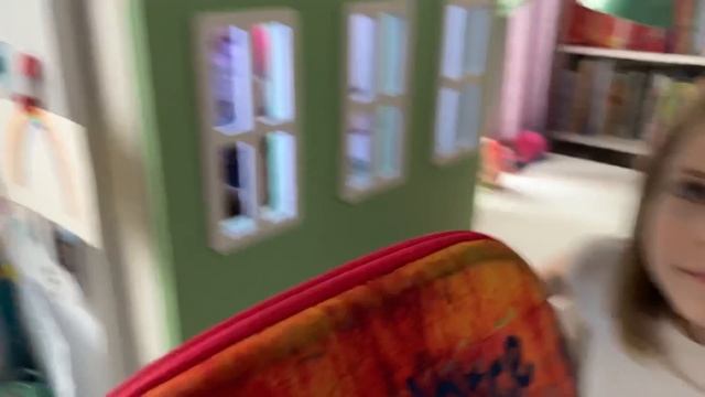Мы возвращаемся. Румтур комнаты девочек. смотреть онлайн