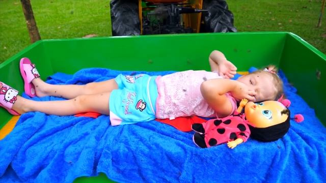 Кукла Пупсик хотят спать! Видео для детей смотреть онлайн