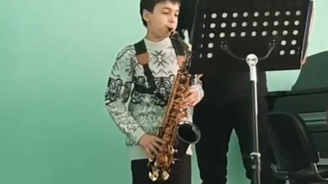 Менуэт (Моцарт)/ Исполняют Башук Вячеслав В. и Абдельрехим Карим/ Саксофон альт смотреть онлайн