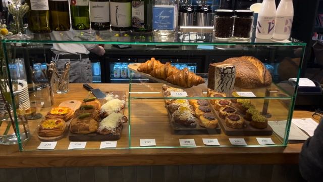 ЛУЧШИЕ КАФЕ ПЕТЕРБУРГА | Где поесть в Питере? | Часть 2 смотреть онлайн