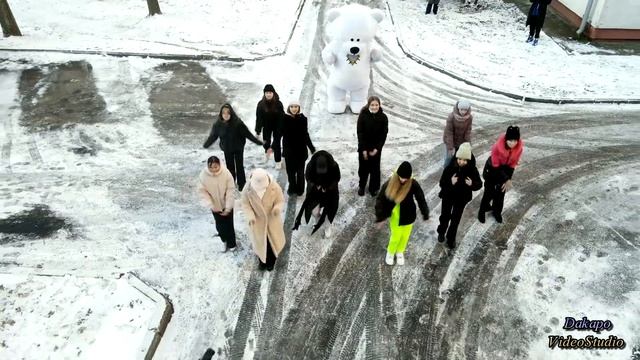 Флешмоб на 18 летие. С ПРАЗДНИКОМ, Лика! Барановичи-2021 смотреть онлайн