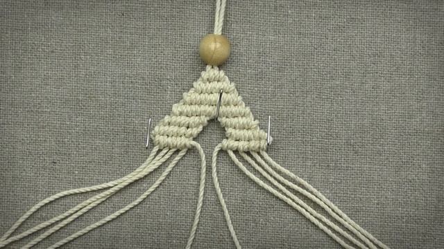 DIY: Macrame Christmas Tree ? Hanging Ornaments смотреть онлайн
