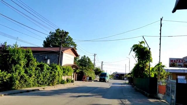 Абхазия (Гагра): путь к морю от отеля Империя. Часть 2 смотреть онлайн