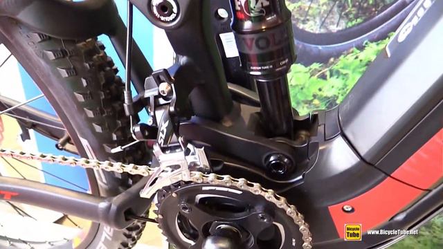 2017 Giant Full E+ 1 LTD Electric Mountain Bike - Walkaround - 2016 Eurobike смотреть онлайн
