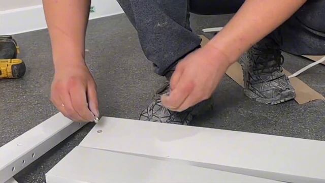 Белые ножки из массива смотреть онлайн