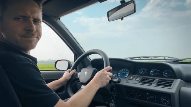 Une Renault pas comme les autres - Clio Williams смотреть онлайн