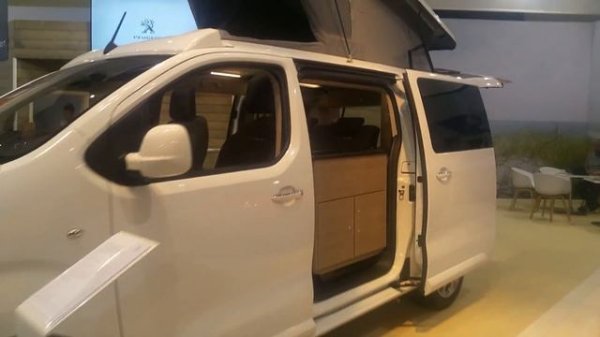 PSA Groupe (Peugeot, Citroën) at Caravan Salon