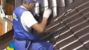 Монтаж металлочерепицы - подробная видео инструкция