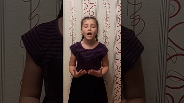 Самойлова Татьяна, 10 лет, С. Есенин 'Отговорила роща золотая' смотреть онлайн