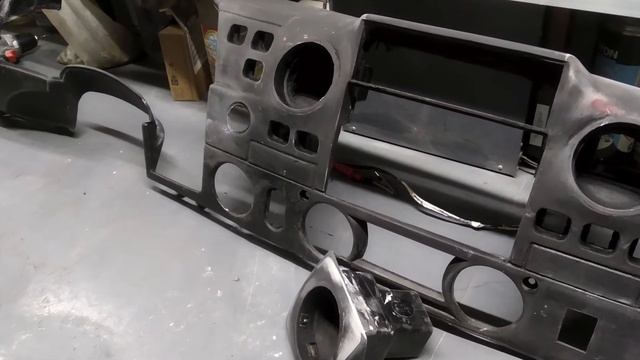 Доработка торпеды, установка 2-х диновой магнитолы в Газель. смотреть онлайн