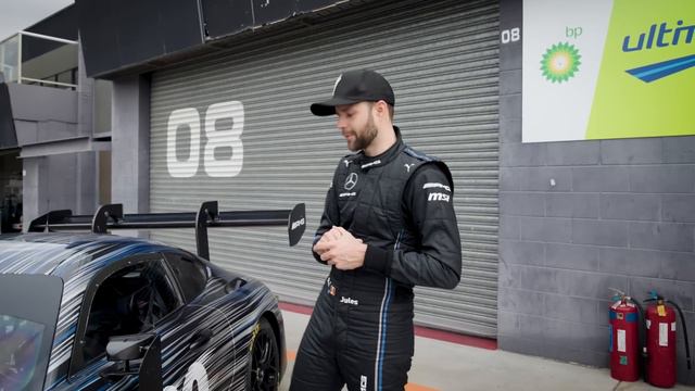 GT3 EXTREME! | 2024 Repco Bathurst 12 Hour | IGTC + Fanatec GT Australia смотреть онлайн