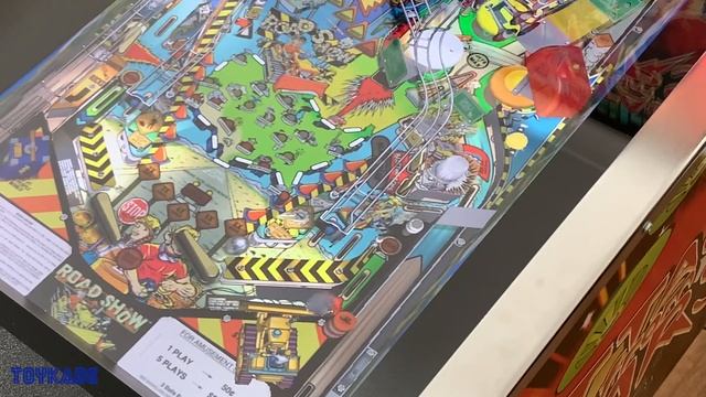 Arcade1up Attack From Mars Pinball Full Review! Is It Worth $599?