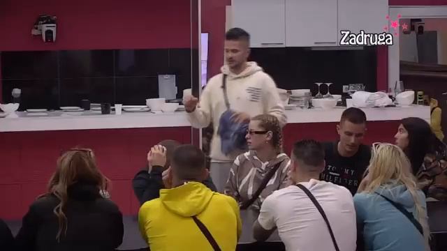 Zadruga 6 Cveta i Miljana u žestokom sukobu 04 10 2022 смотреть онлайн